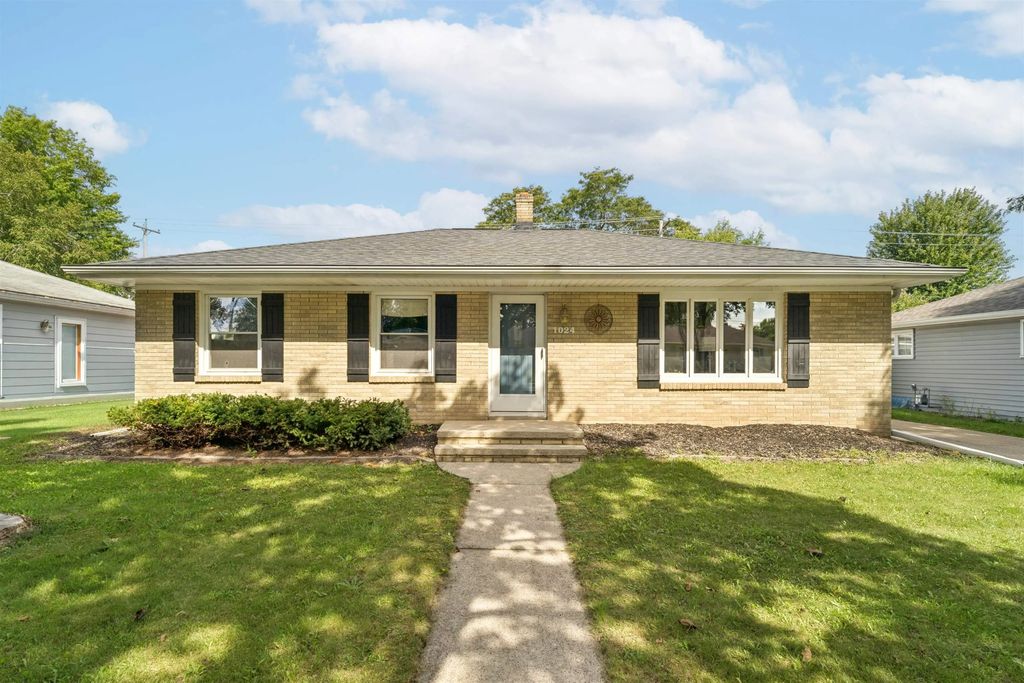 1024 E Lindbergh Street, APPLETON