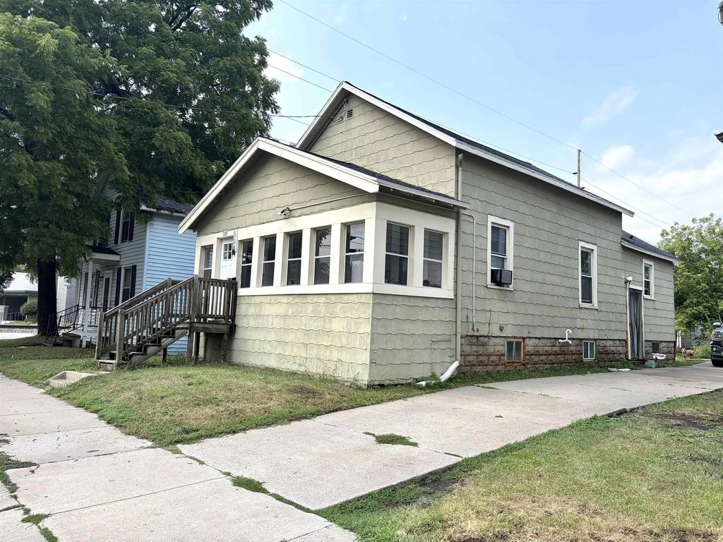 504 Ceape Avenue, OSHKOSH
