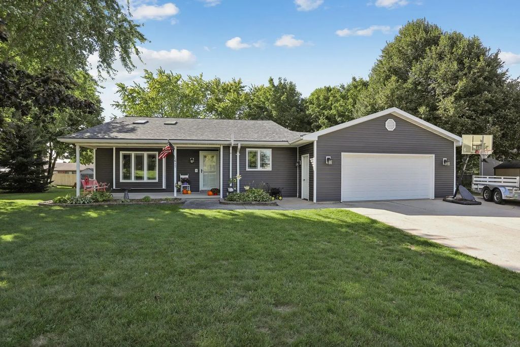 617 Donna Street, CHILTON