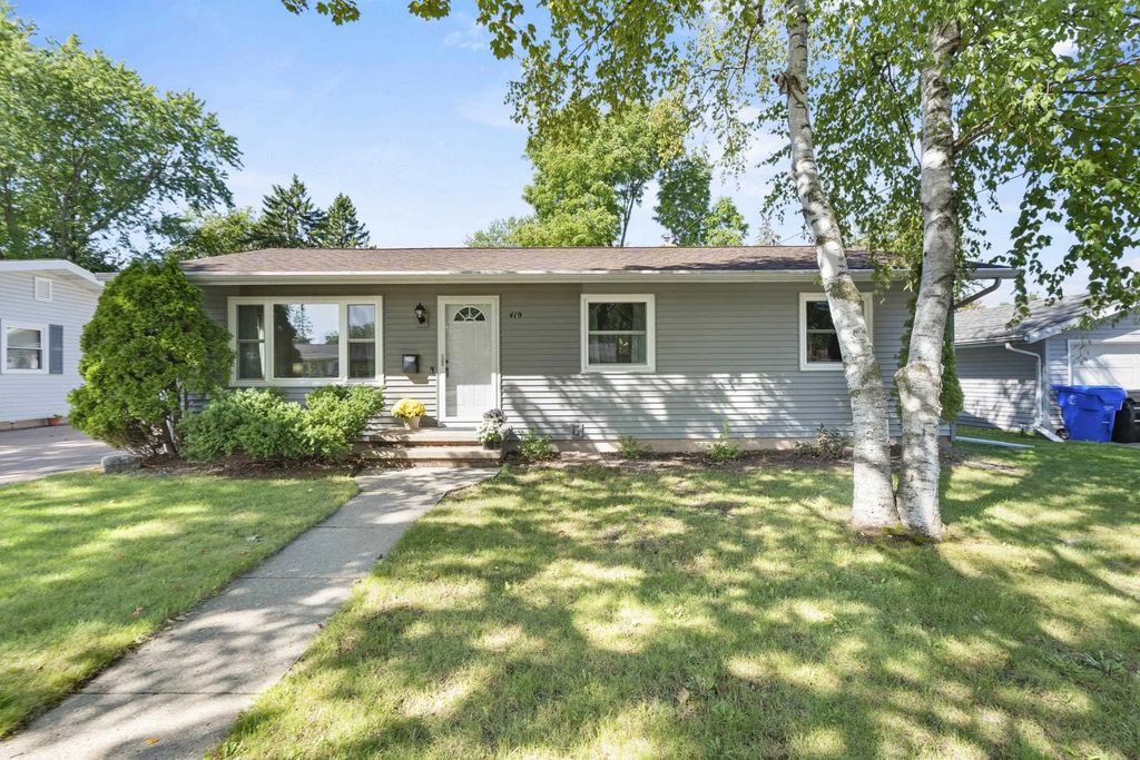419 S Arlington Street, APPLETON