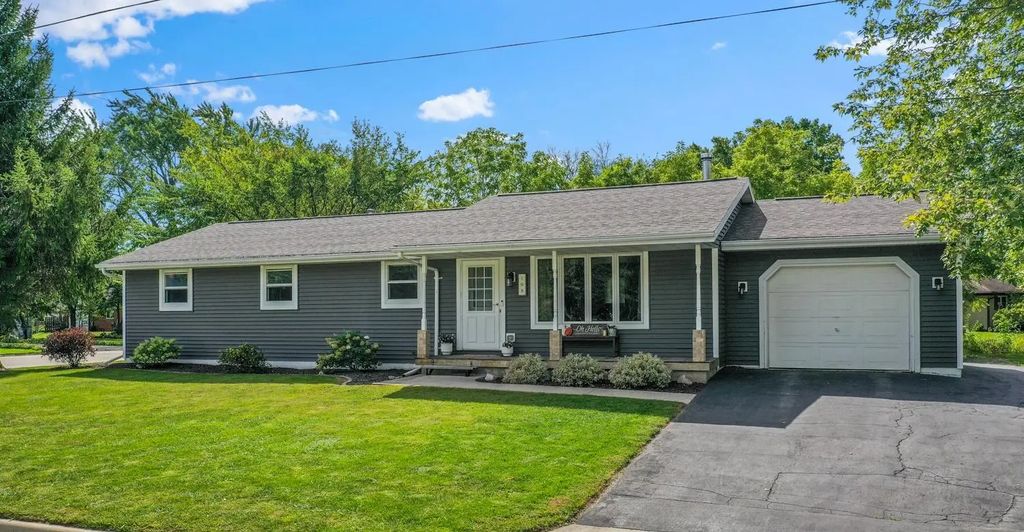 198 E Green Bay Street, PULASKI