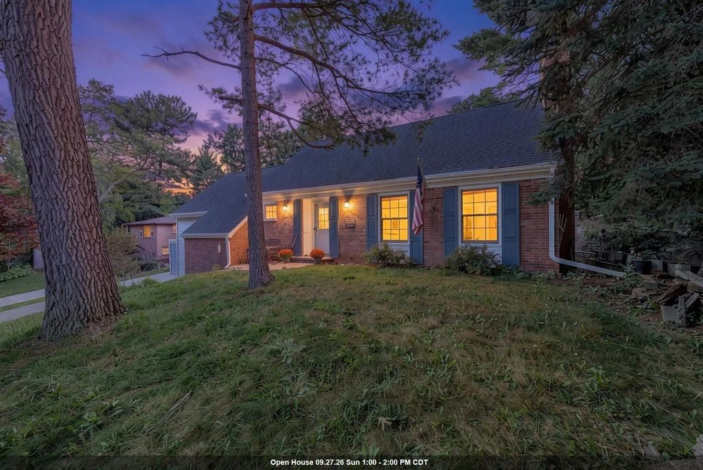 2859 St Ann Drive, GREEN BAY