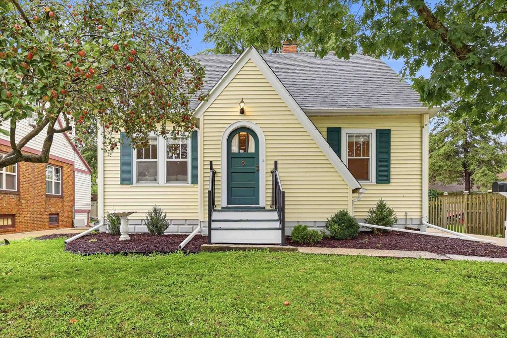 310 Gray Street, GREEN BAY