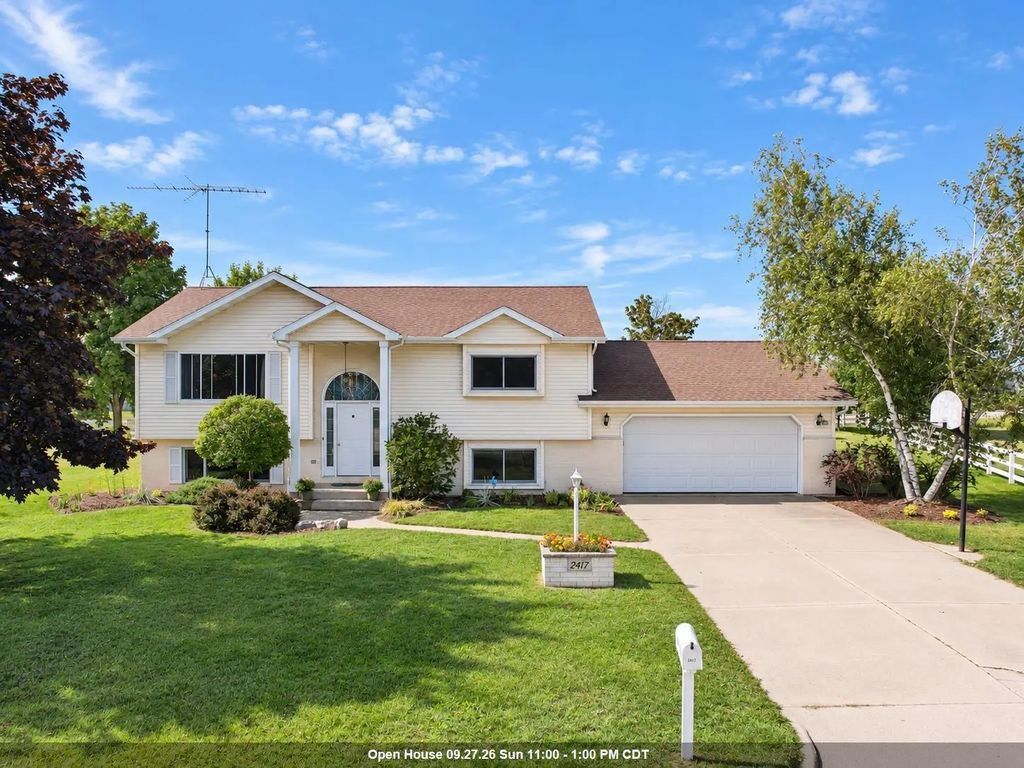 2417 21st Street, MENOMINEE