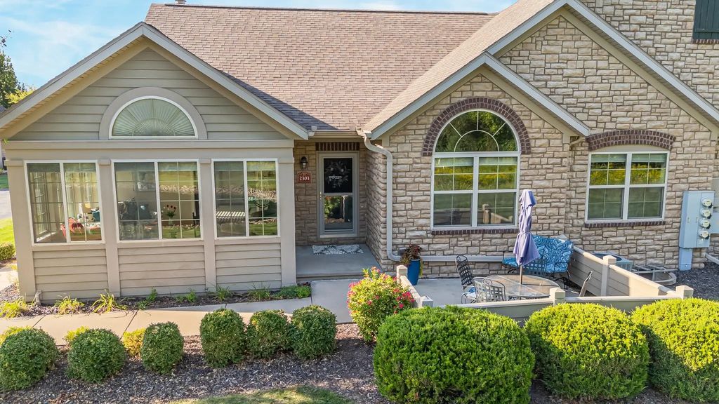 2303 E Sienna Way, APPLETON