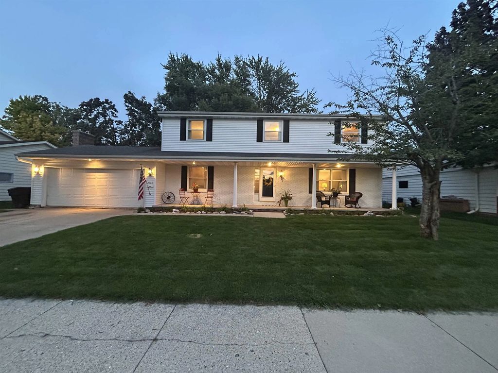 2024 N Eugene Street, APPLETON
