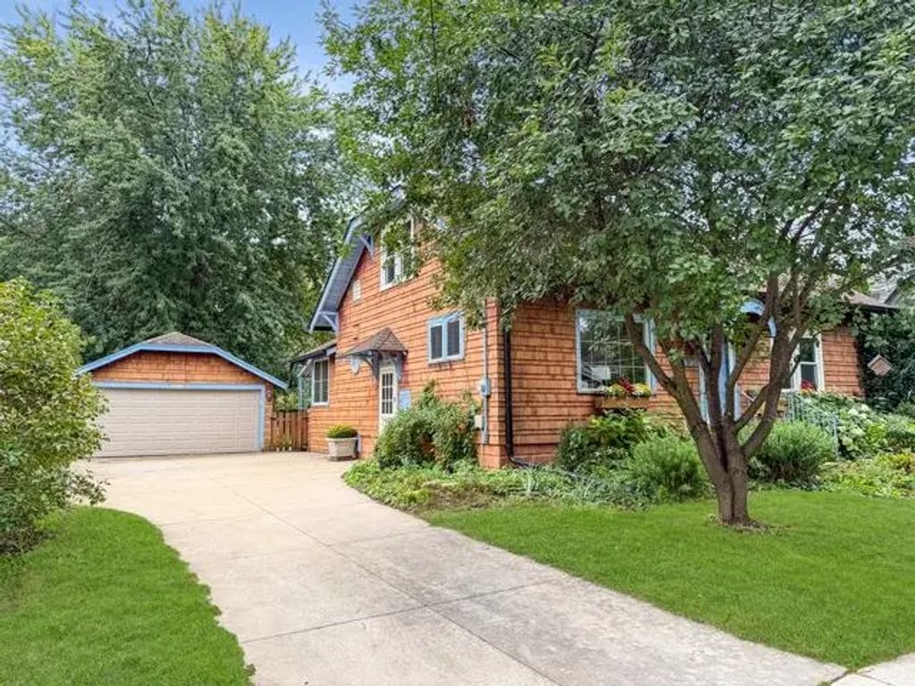 1127 W Elsie Street, APPLETON