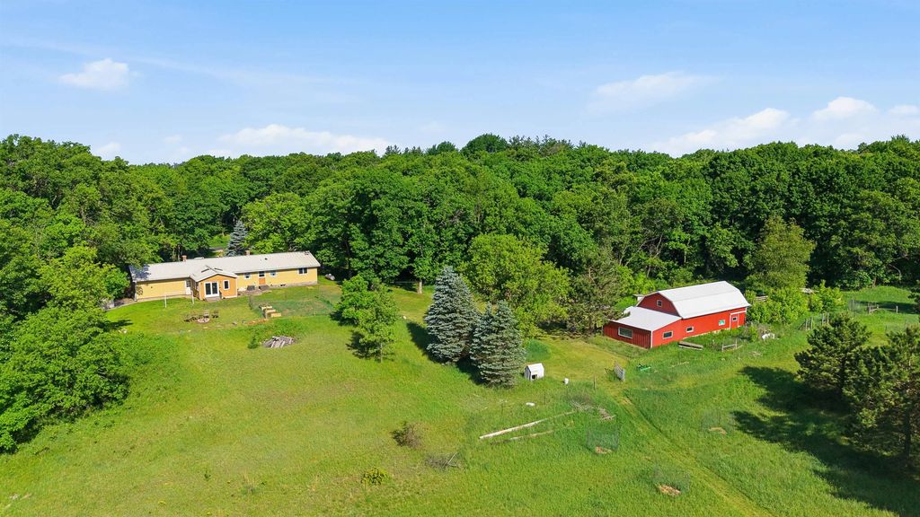 N3660 9th Avenue, HANCOCK