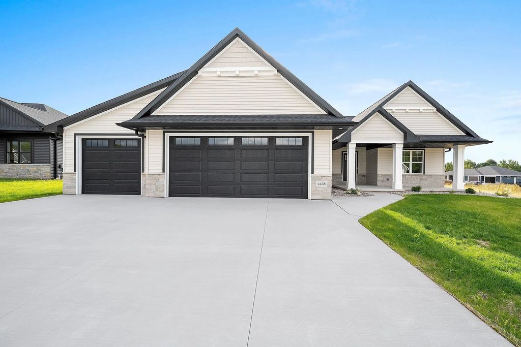 4438 Nature Ridge, HOWARD