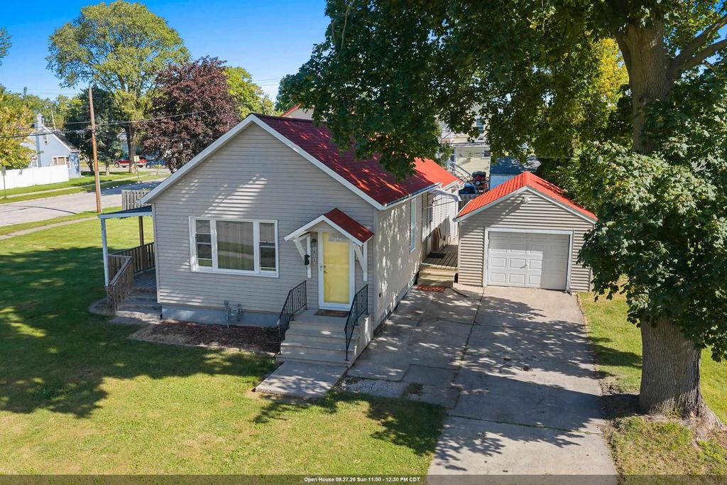 1571 Charles Street, GREEN BAY