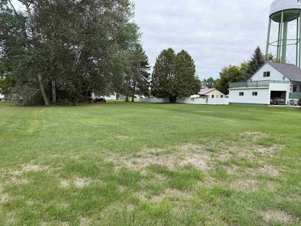 S Ellis Avenue, PESHTIGO