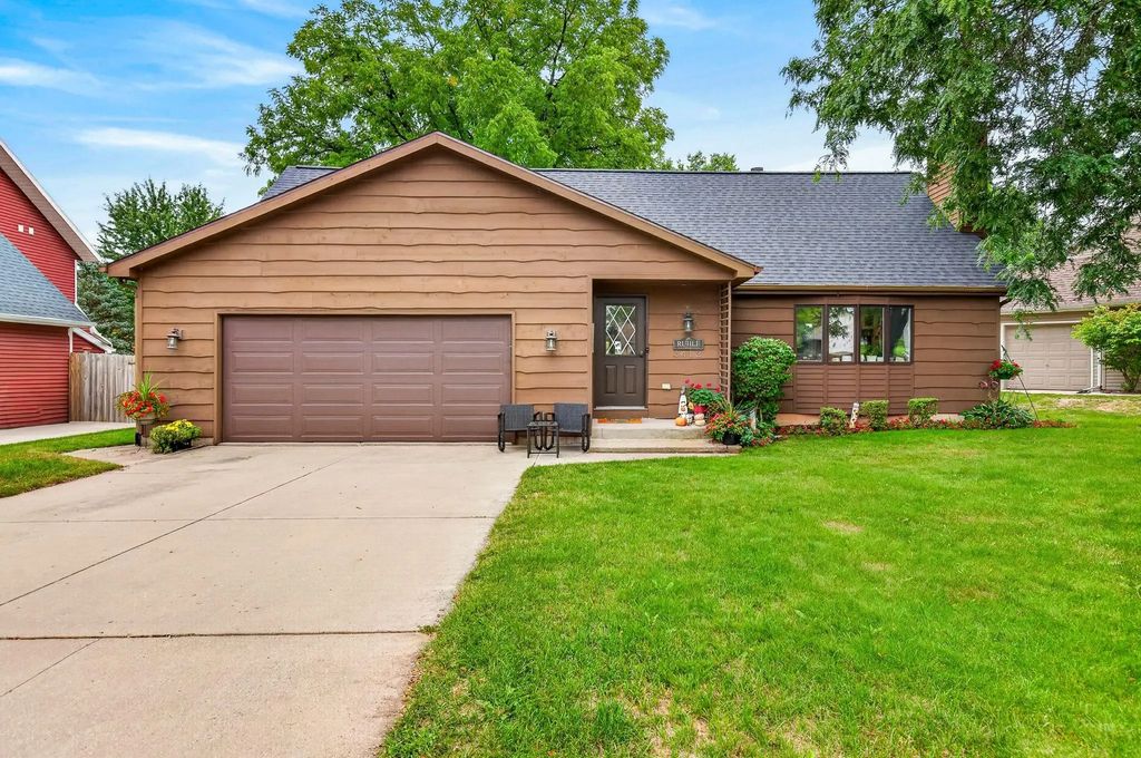 3412 N Mariah Lane, APPLETON