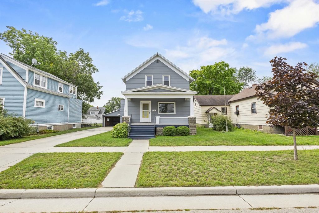 1123 Garfield Avenue, MARINETTE
