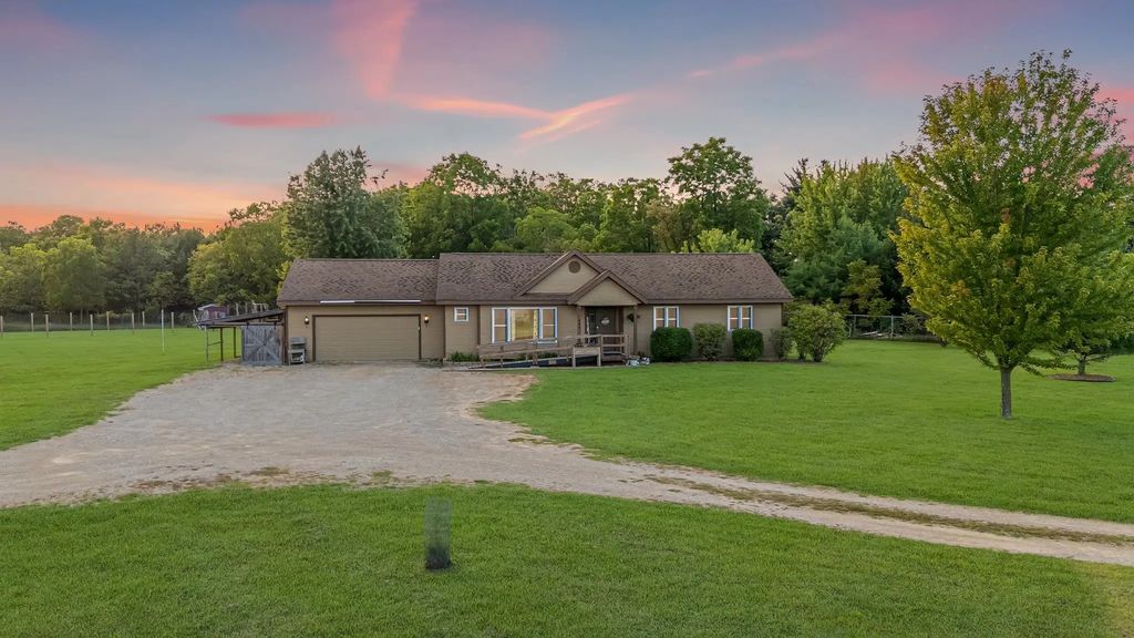 801 Simon Street, WILD ROSE