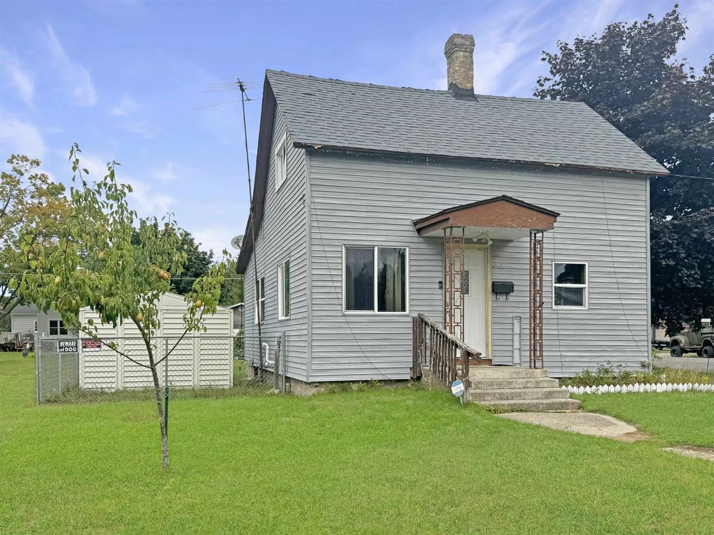 2100 14th Avenue, MENOMINEE