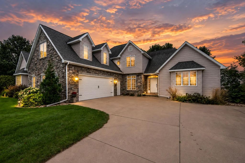 4469 W Fieldwood Lane, APPLETON