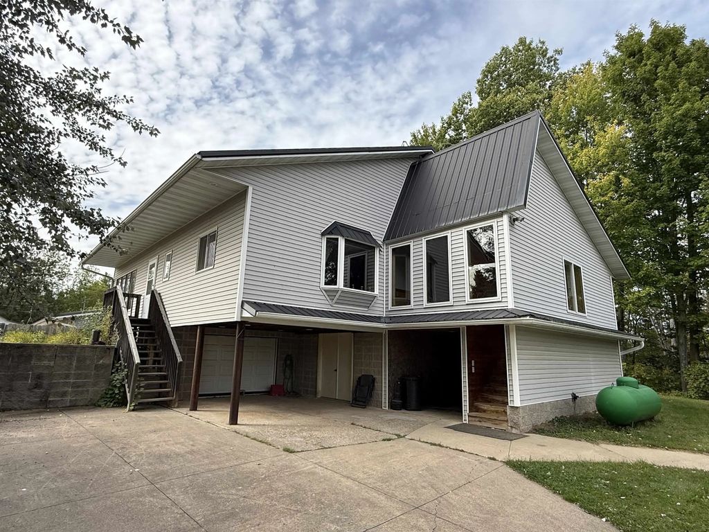 15680 State Hwy 32, LAKEWOOD