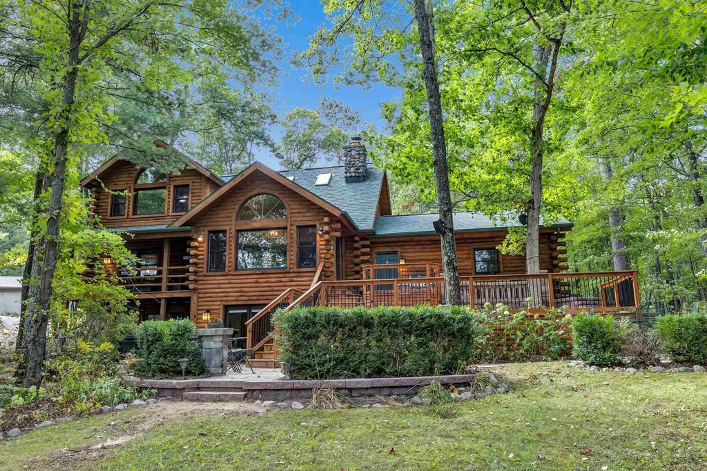 N1210 Spirit Island Road, KESHENA