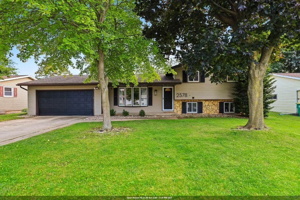 2578 Vicki Lane, GREEN BAY