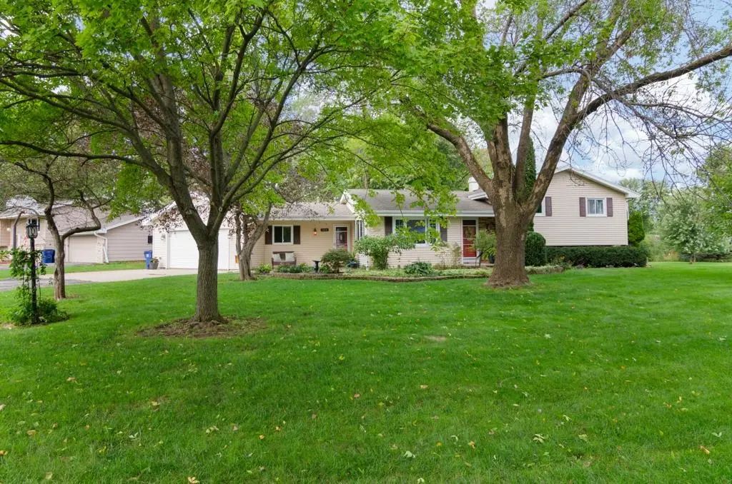 600 Harvard Drive, NEENAH