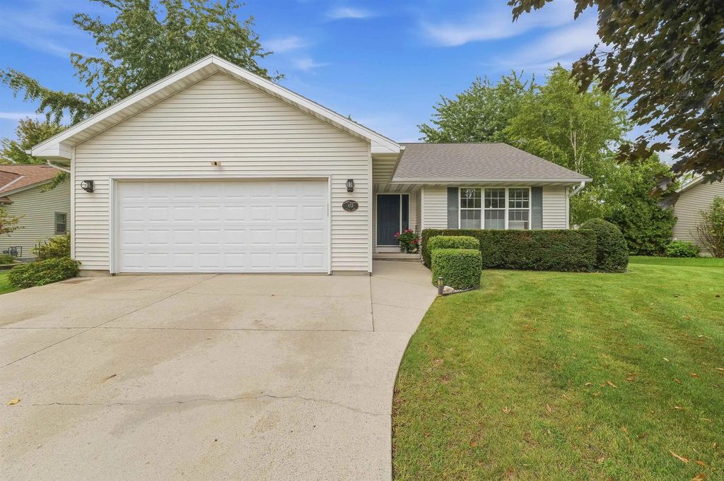 172 Yacoub Lane, FOND DU LAC