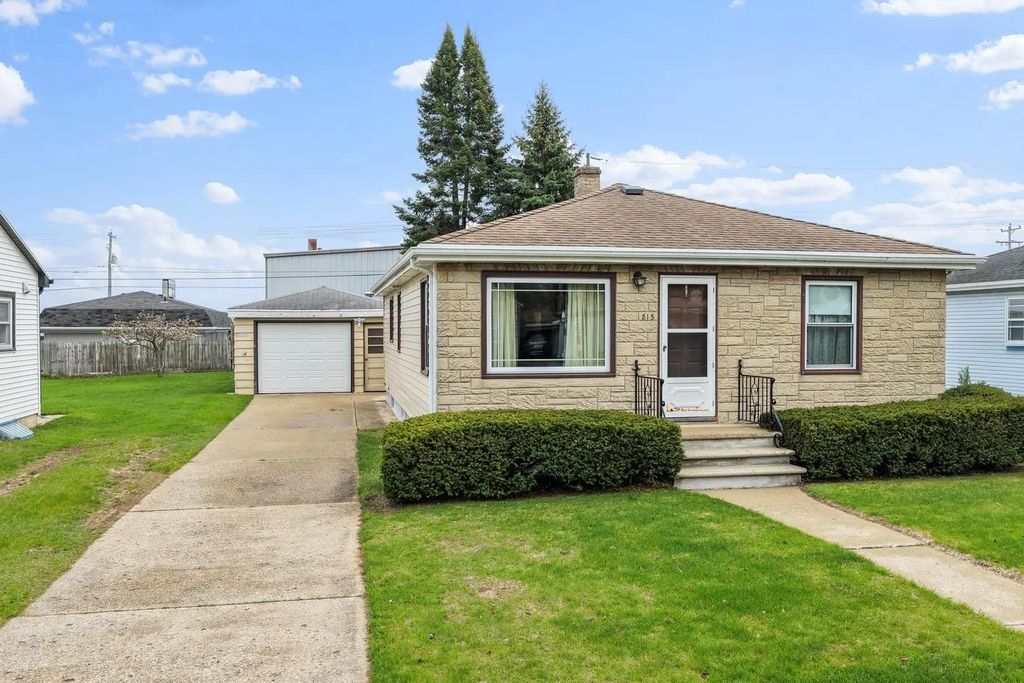 815 Irvington Street, GREEN BAY