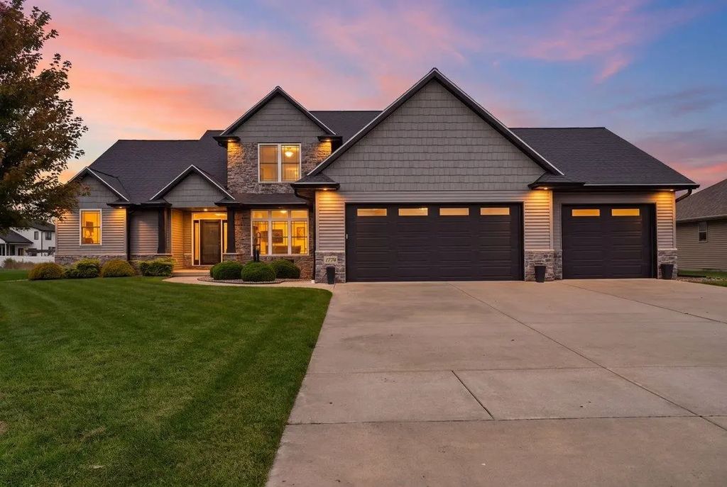 1774 Applewood Drive, DE PERE