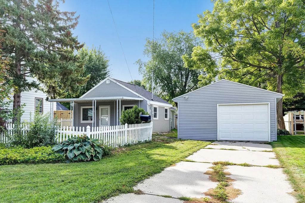1960 Oakdale Avenue, GREEN BAY