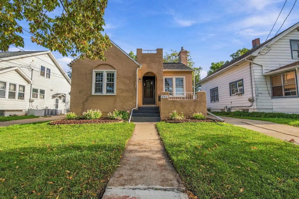 940 Christiana Street, GREEN BAY