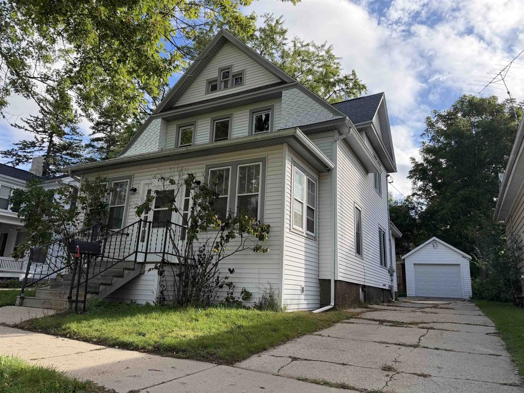 176 N Pearl Street, BERLIN