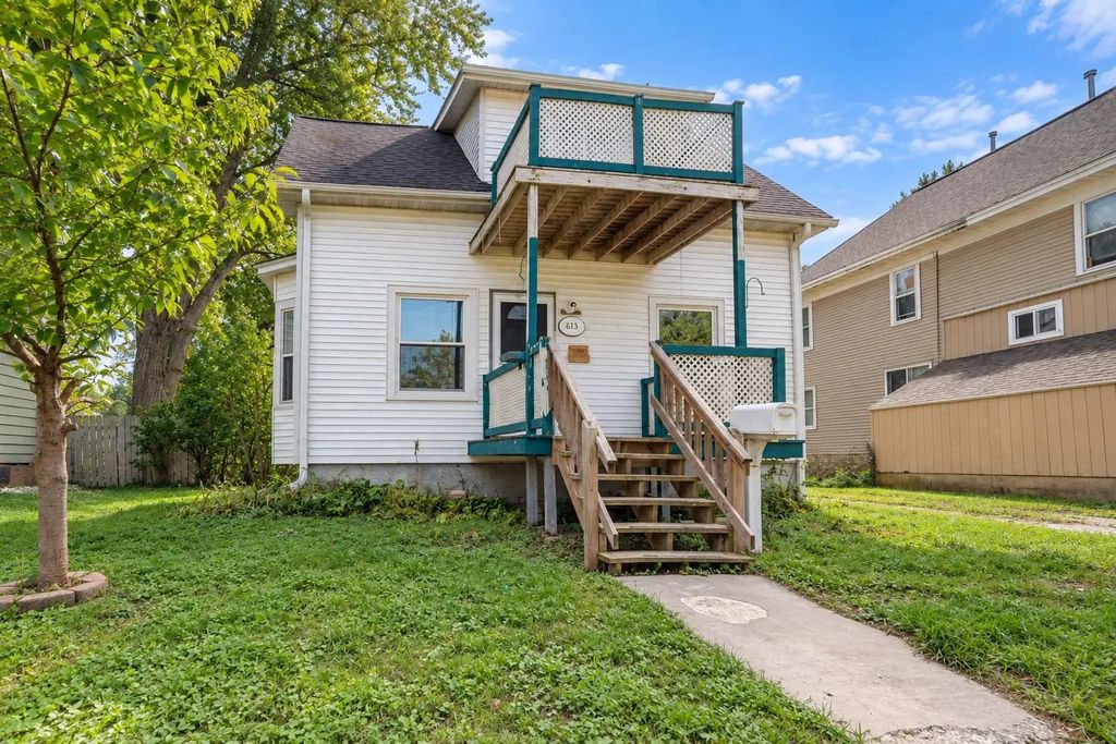 613 Phoebe Street, GREEN BAY