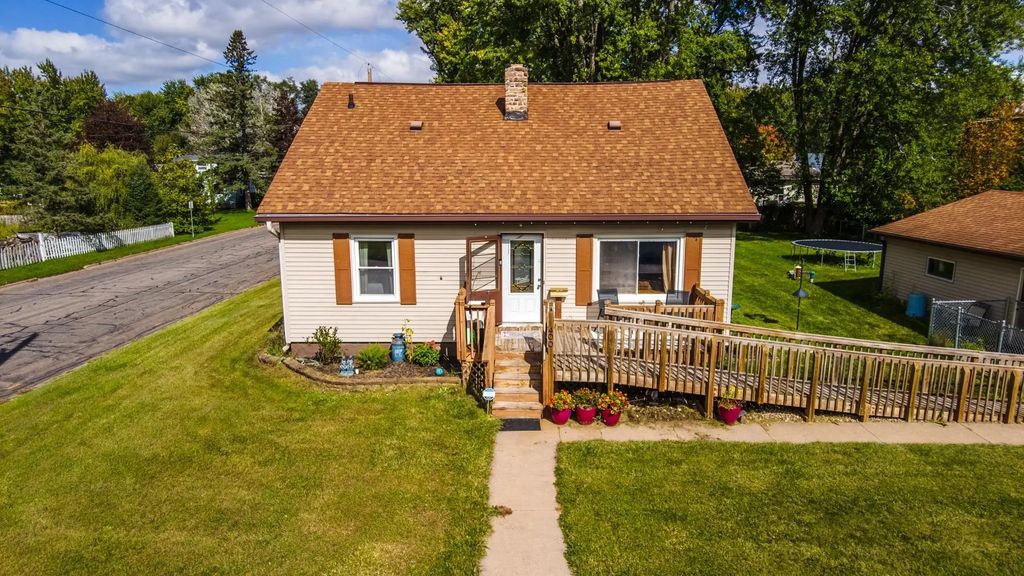 400 Wadleigh Street, STEVENS POINT