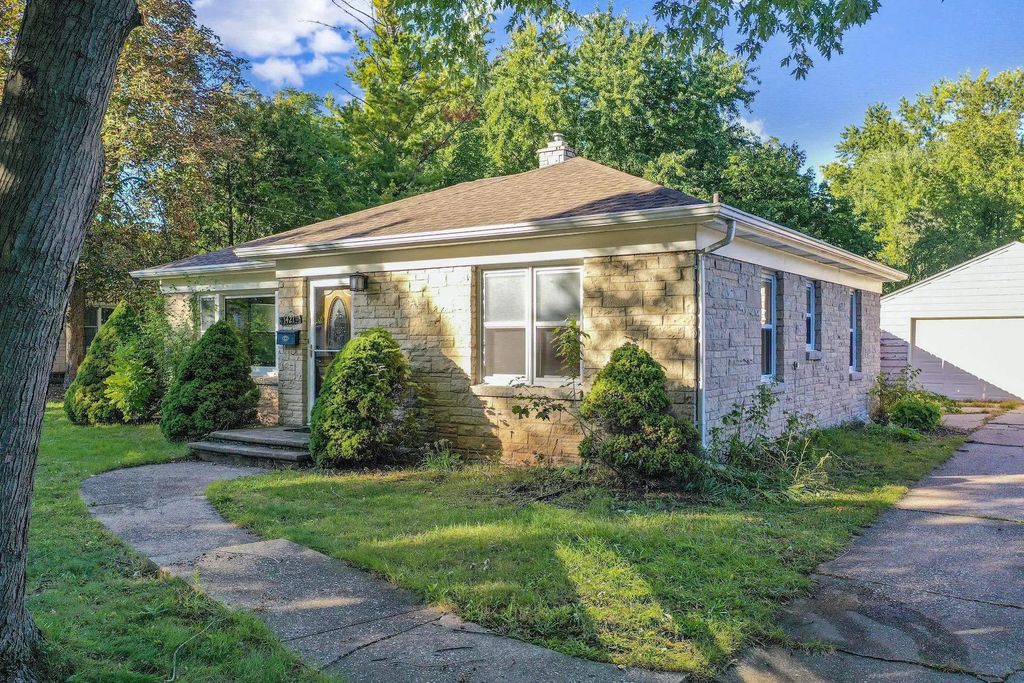 1427 Emilie Street, GREEN BAY