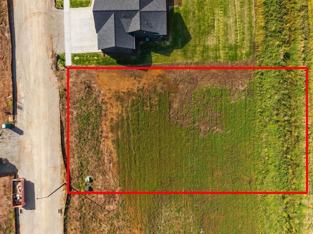 1781 Freeman Drive 81, NEENAH