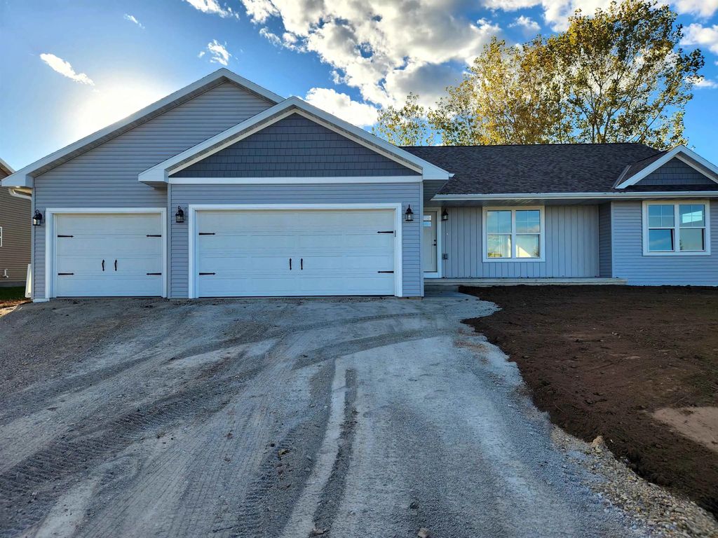 401 Tristan Drive, SHAWANO