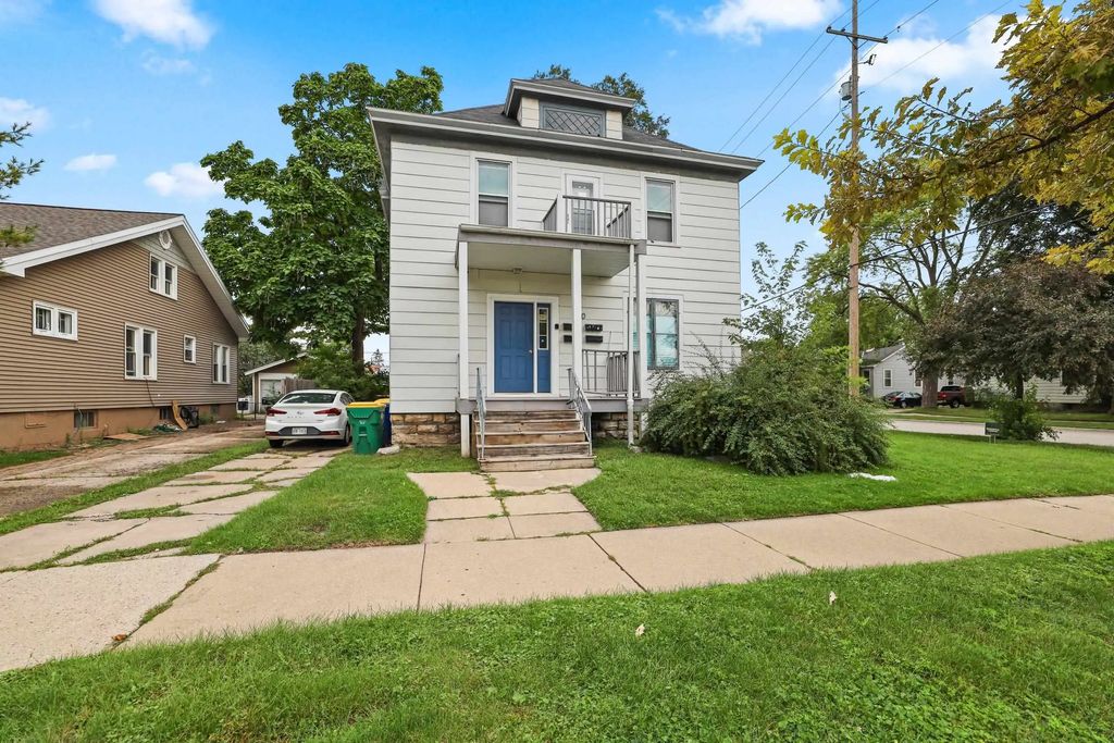 200 S Maple Avenue, GREEN BAY