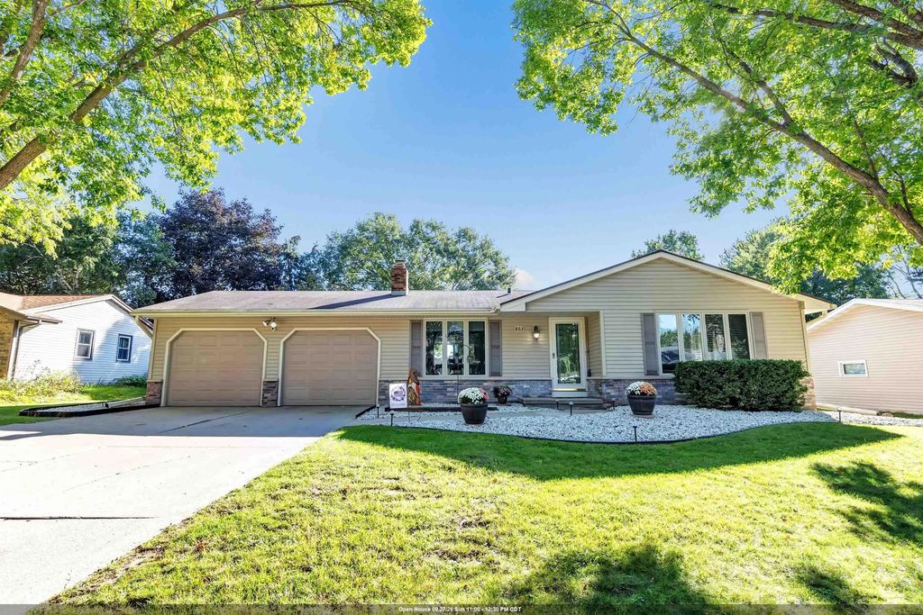 863 Venus Drive, GREEN BAY