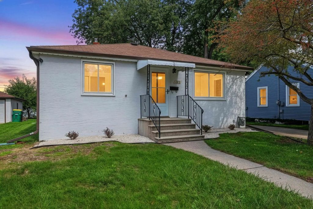 1627 Smith Street, GREEN BAY