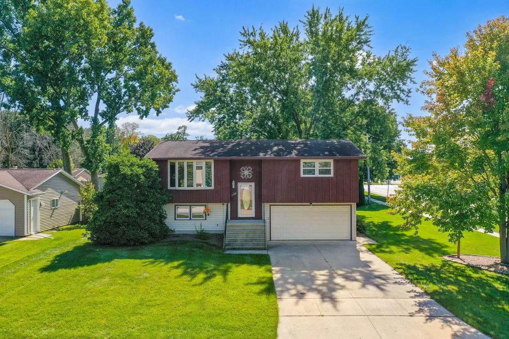 2308 Jubilee Drive, GREEN BAY
