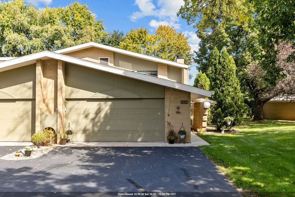 1233 W Nicolet Cercle, APPLETON