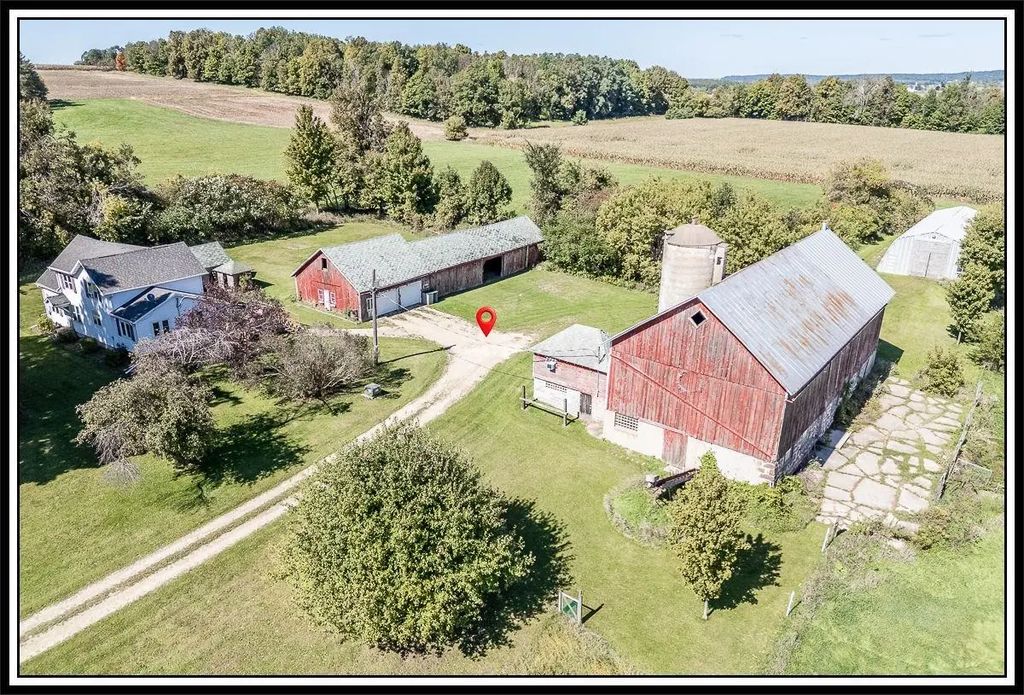 E6998 Symco Road, BEAR CREEK