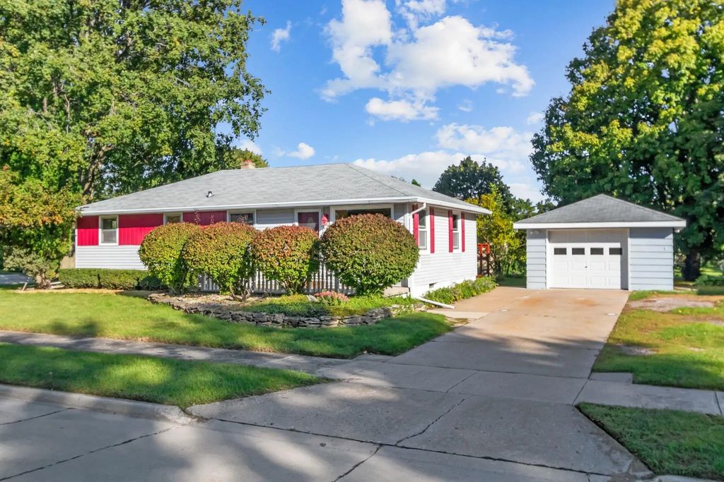408 W 15th Street, KAUKAUNA