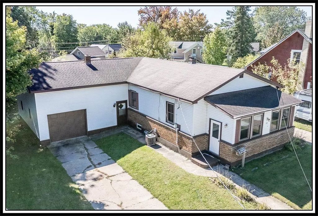 63 W 14th Street, CLINTONVILLE