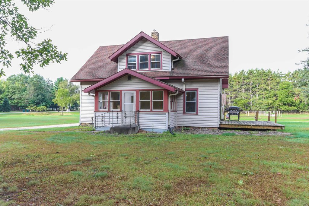 N2229 County Road K, WAUPACA