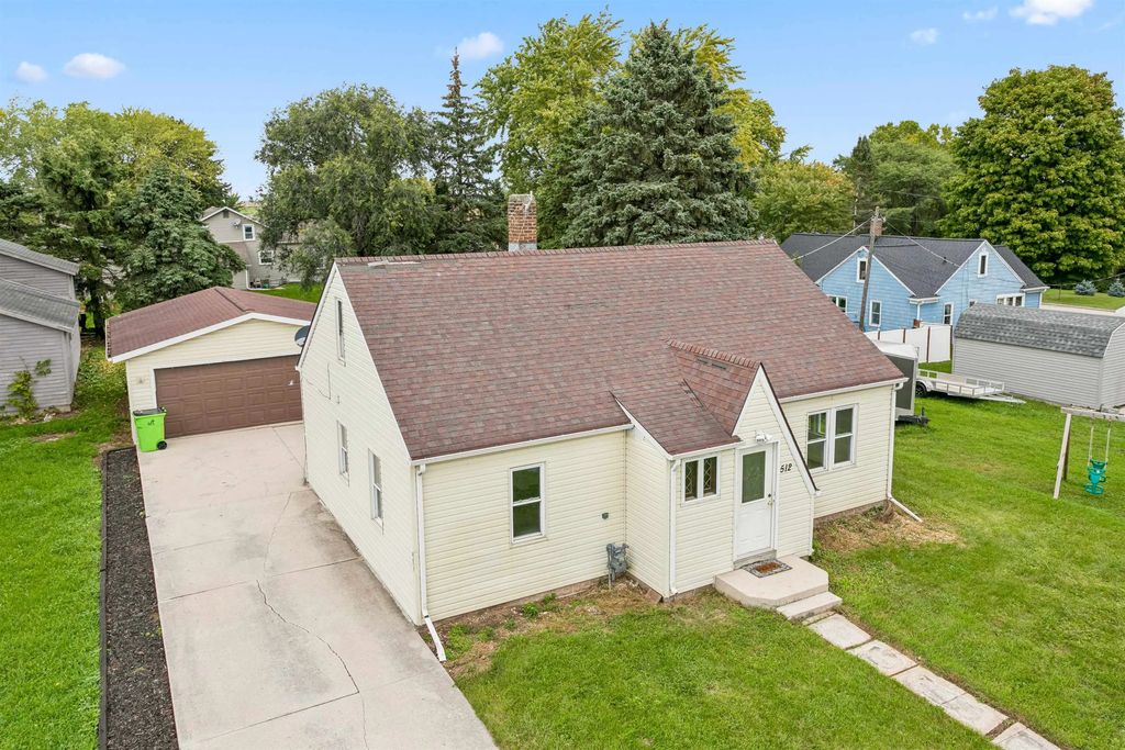 512 Wall Street, CHILTON
