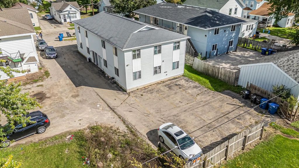 815 Woodland Avenue, OSHKOSH