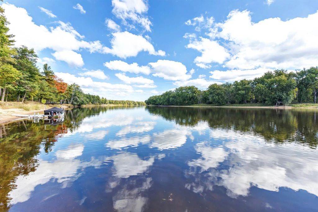 Sturgeon Shores Lane 7, WAUSAUKEE