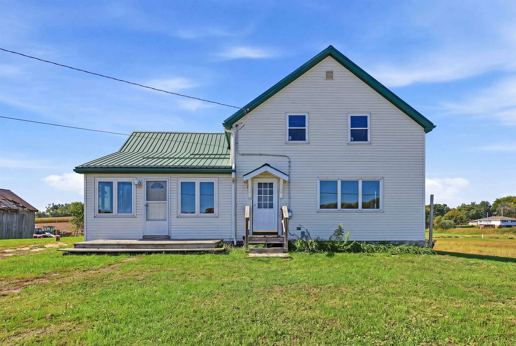 3614 N Cth S, REEDSVILLE
