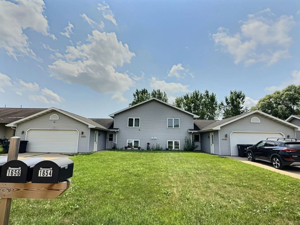 1654 Lincoln Avenue, OMRO