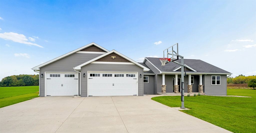 5168 Rushford Avenue, OMRO